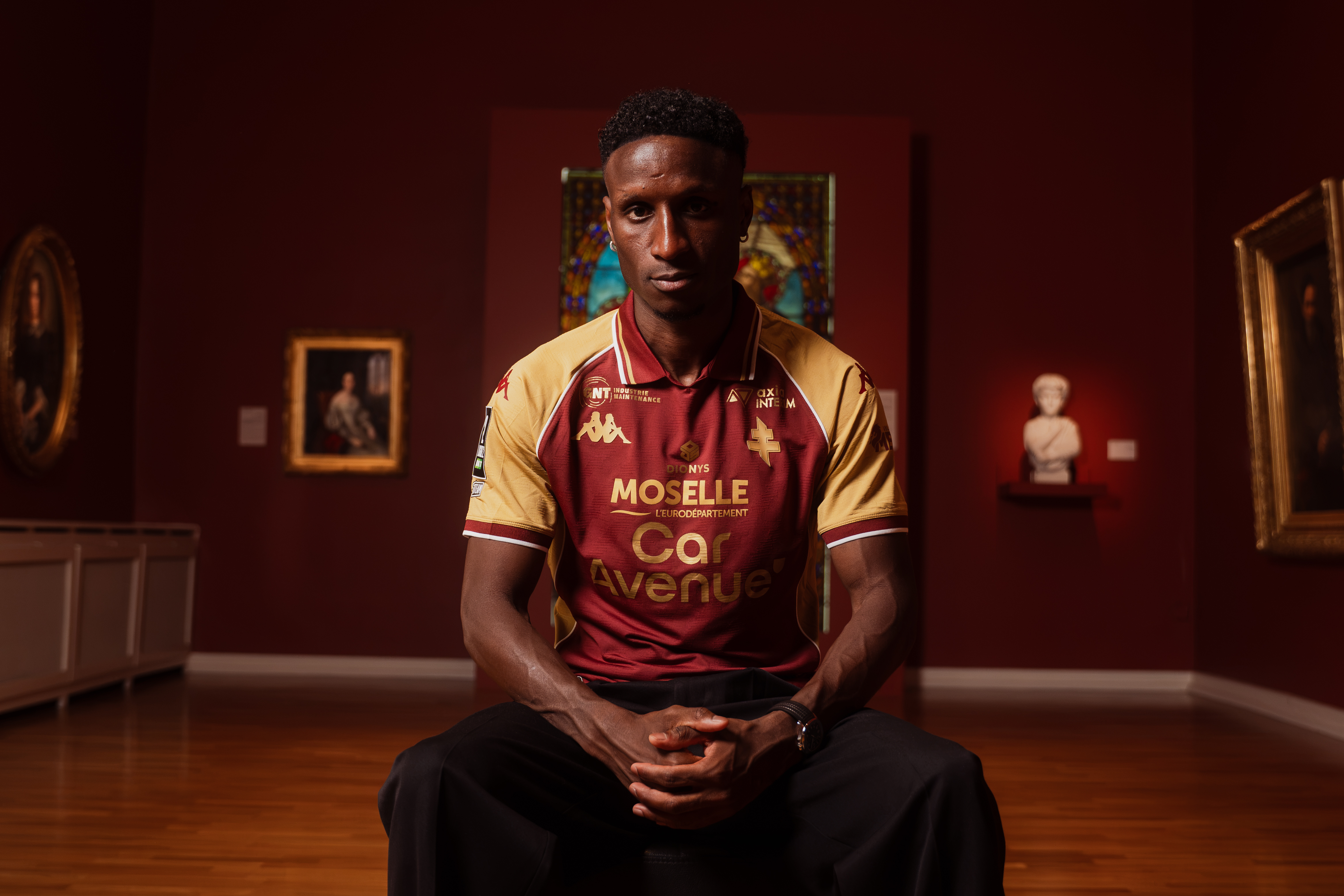 HOME-KIT_FCM26-27_MASTER_16-9-3.jpg