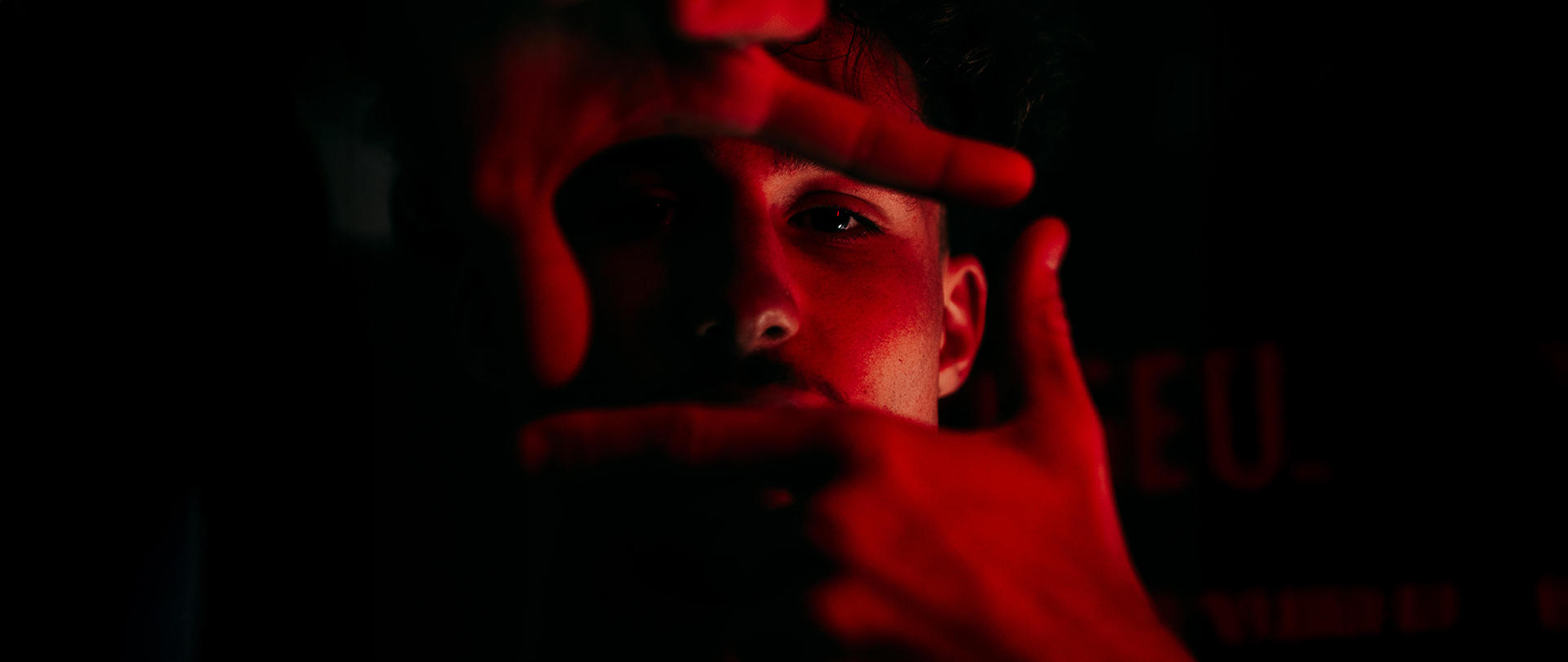 image Premier contrat pro pour Adam Marchal