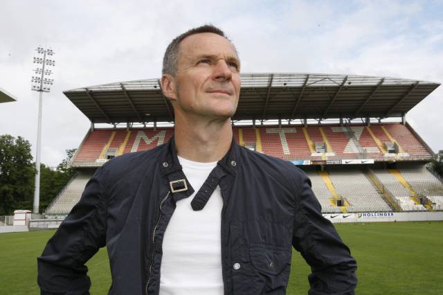 Albert Cartier est le nouvel entraîneur du FC Metz  : Albert Cartier redécouvre le stade Saint-Symphorien