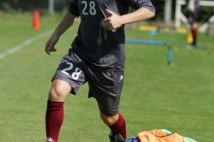 Séance d'entraînement  : Jeremy Pied prend contact avec le ballon