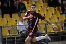 Metz - Troyes  : Mathieu Duhamel aime le FC Metz, qui le lui rend bien! Ici après l\'ouverture du score.